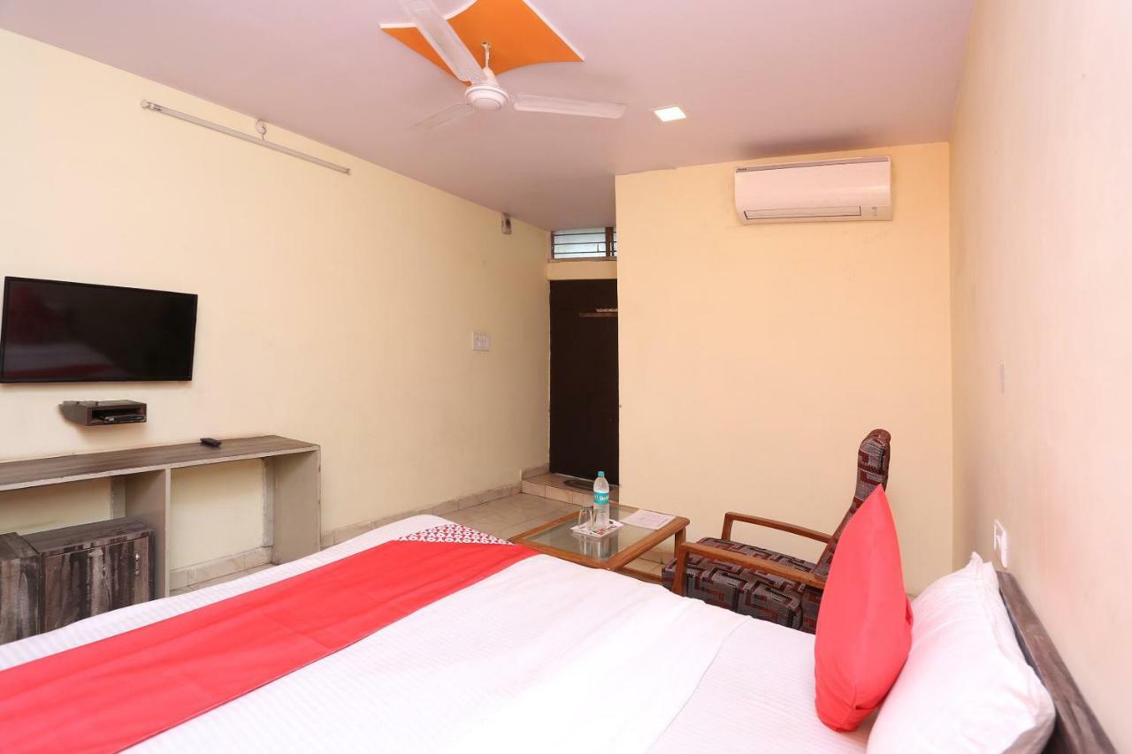 Oyo 37533 Hotel Ashirwad Jabalpur Exterior photo
